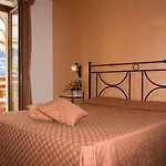 Crabun Hotel 3*