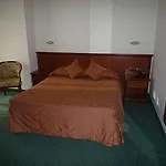 Crabun فندق