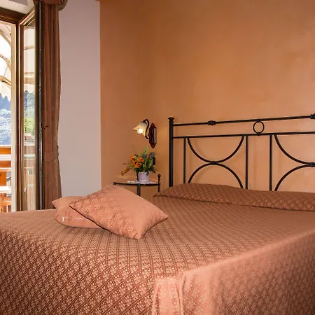 Crabun Hotel 3*