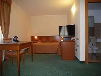 Crabun Szálloda 3*